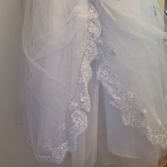 Gorgeous White Juniors Gown - Picture 8 of 8